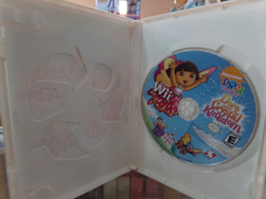 Dora the Explorer: Dora Saves the Crystal Kingdom Wii Used