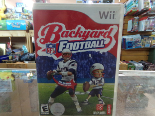 Backyard Football Wii Used