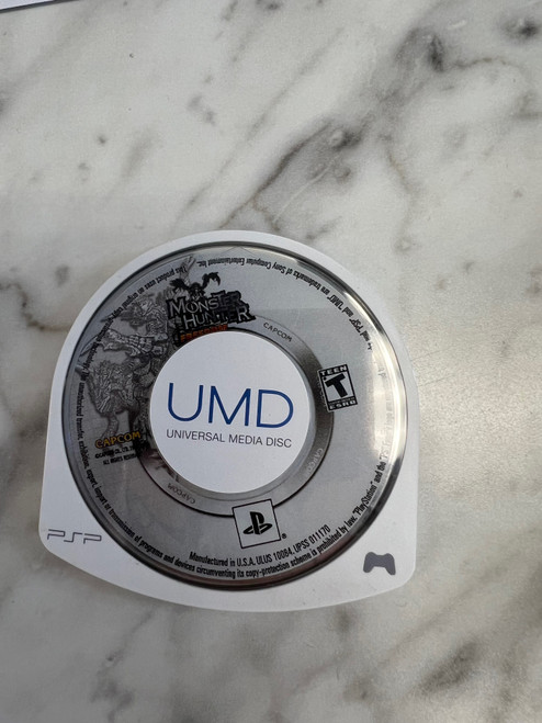 Monster Hunter Freedom PSP Playstation Portable Disc only