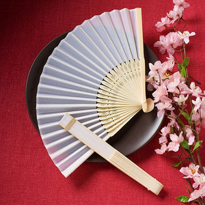 Elegant Silk & Wood Fans Favors Elegant Silk & Wood Fans Favors