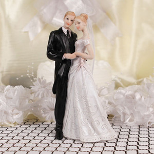 "Husband And Wife" Figurine