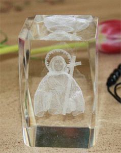 Crystal Cube Icon w/ 3-D Laser Engraved Jesus Christ