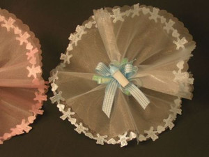 Italian Double Rocking Horse Tulle w/5 almonds, Ribbon & Charm Italian Double Rocking Horse Tulle w/5 almonds, Ribbon & Charm