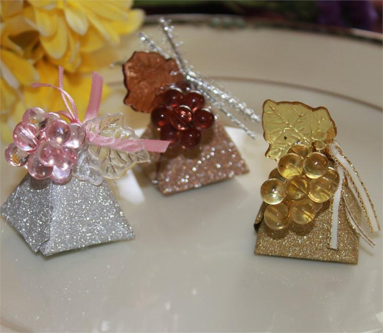 Crystal Grapes Sparkling Pyramid Chocolate Favor