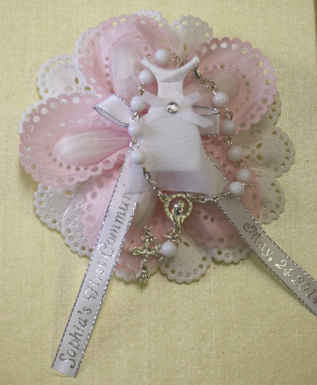 Fancy Organza Almond Holder w/White Dress, Rosary & Personalized Ribbon