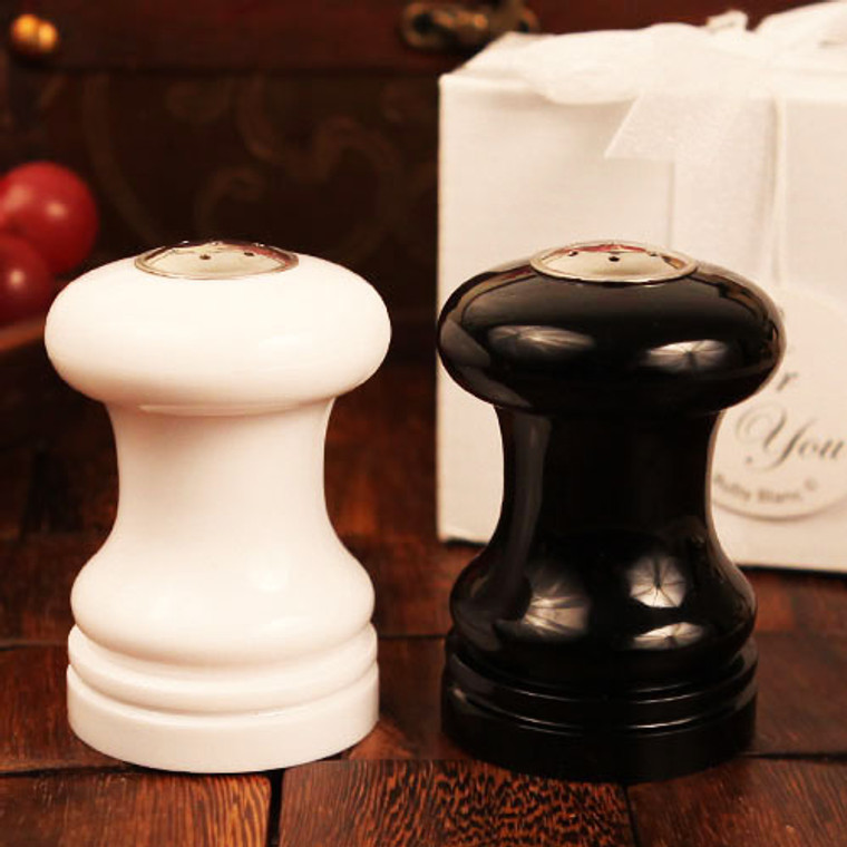 "Accents Of Love" Salt And Pepper Practical Shaker Set