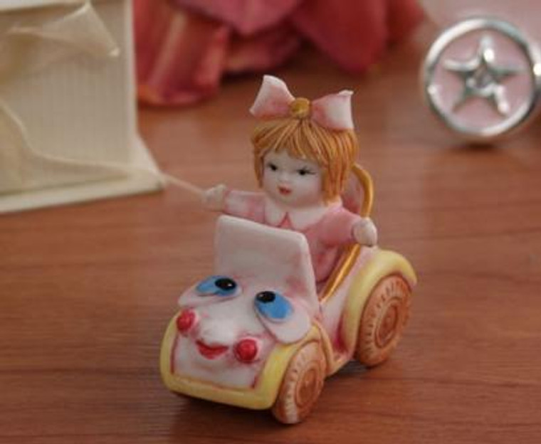 Capodimonte "Girl in Buggy Car" Favor