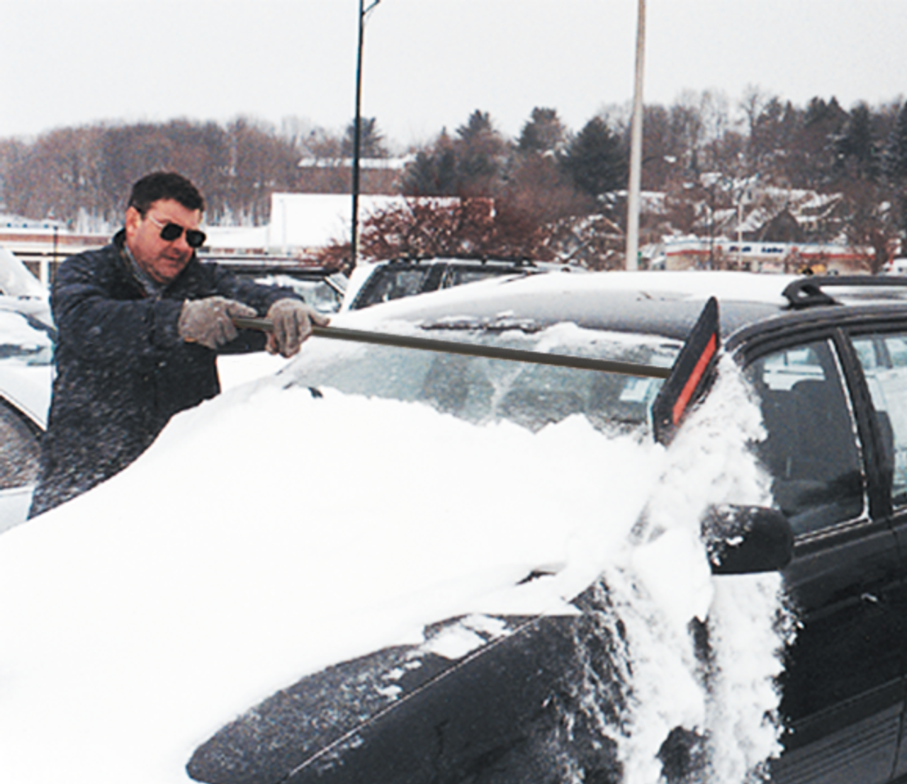 5 Reasons the SnoBrum Is the Best Snow Broom - Snow Cleaner for Cars -  Angel-Guard Products