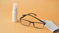 The Ultimate Guide to Cleaning Your Eyeglasses: Dos and Don'ts