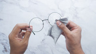 How to Clean Your Eyeglasses While Traveling: On-the-Go Tips