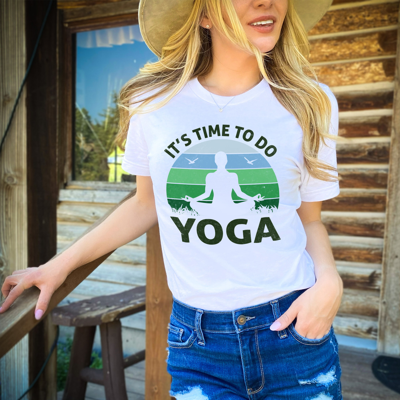 It's Tıme To do Yoga Meditation  Short Sleeve T-Shirt