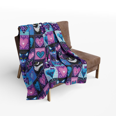 Hearts for Kitties - Pattern 101 - 3 Different Sizes - Arctic Fleece Blanket.