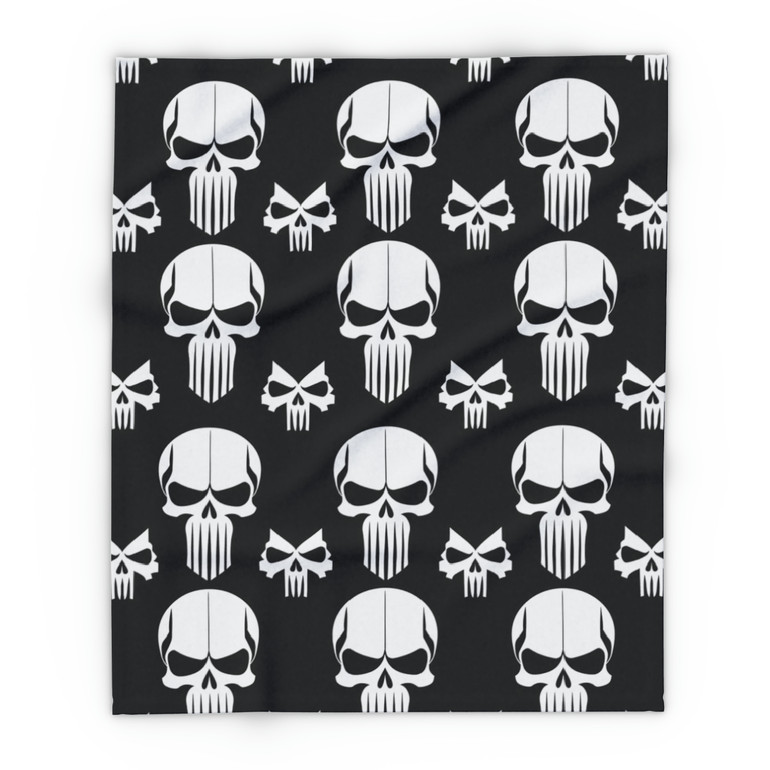 White Skulls on Black - 3 Different Sizes - Arctic Fleece Blanket