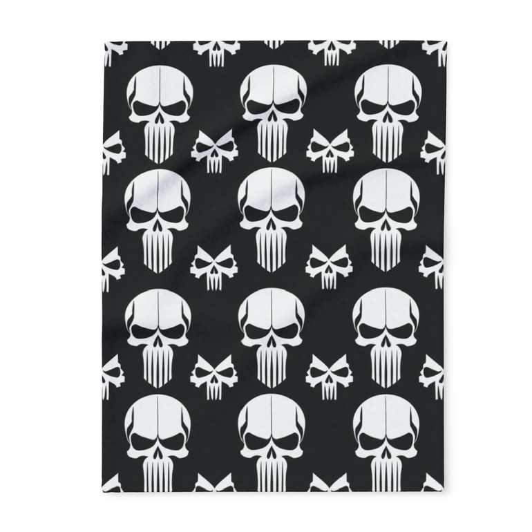 White Skulls on Black - 3 Different Sizes - Arctic Fleece Blanket