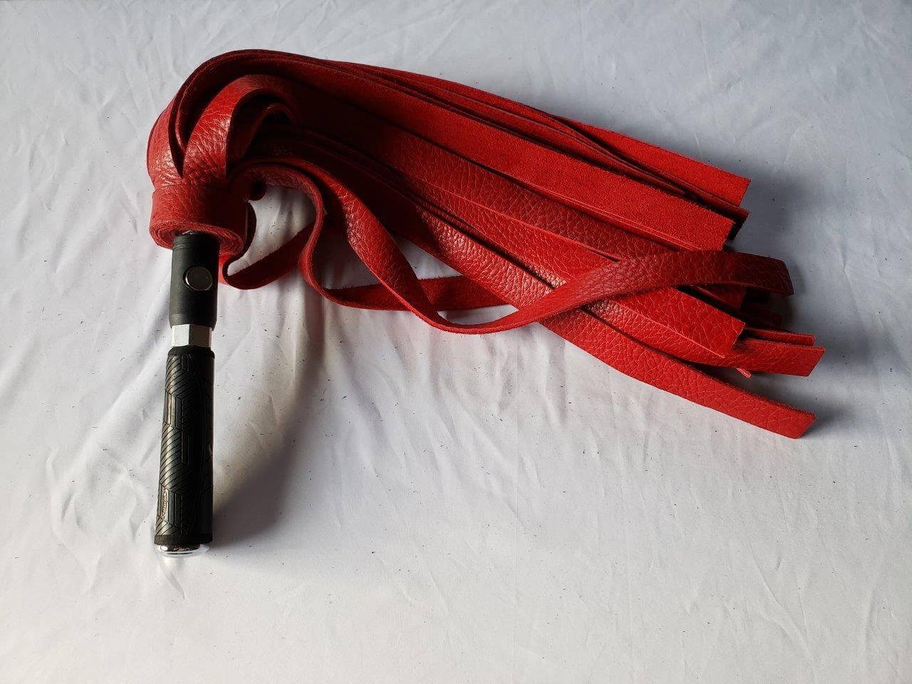 Bullhide Heavy Flogger By WIAN Studios Floggers