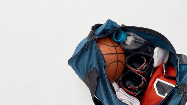 The Ultimate Guide to Choosing the Perfect Sports Equipment Bag for Teams & Coaches