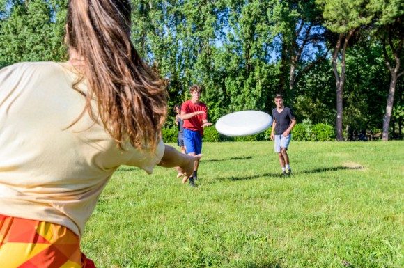 Fun Frisbee Disc Games for Schools and Community Programs