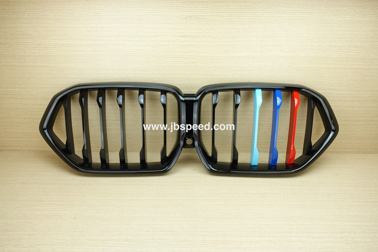 Single Slat Gloss Black with Painted M// Stripes Grills Replacement for G06/F96 X6M