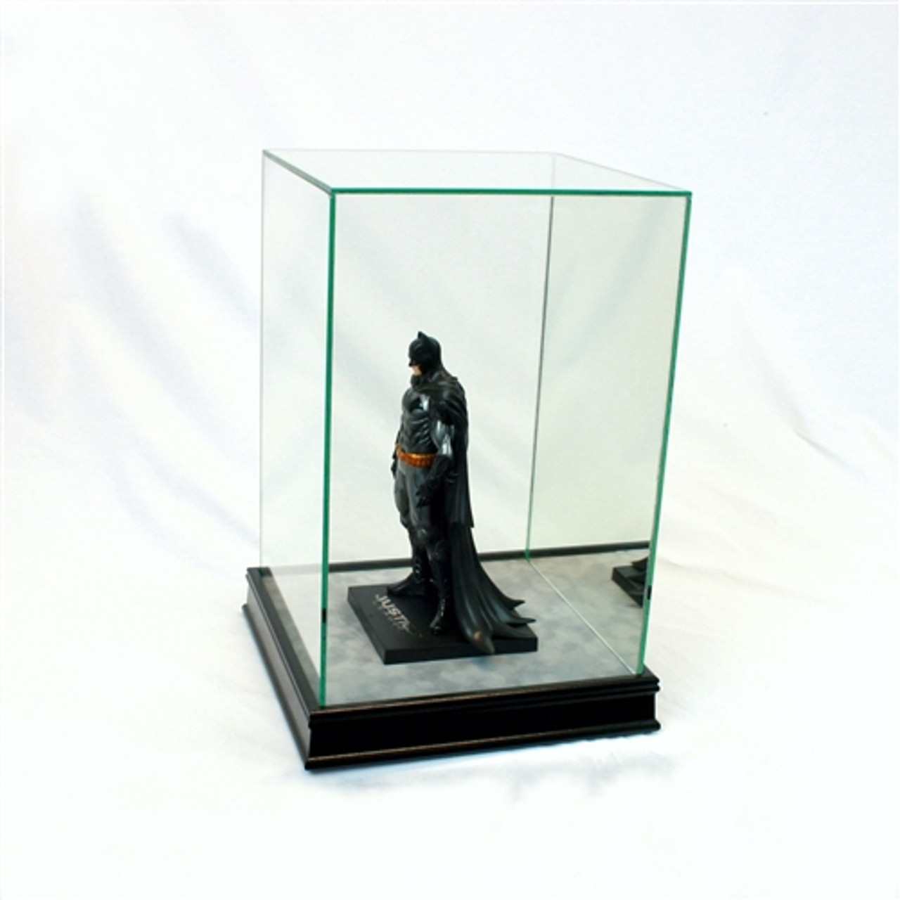 1/10th Scale Figurine Display Case Perfect Cases, Inc.