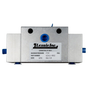 Shuttle Valve, 3/4" NPT, 250 PSI, material number 4010083, Hankison