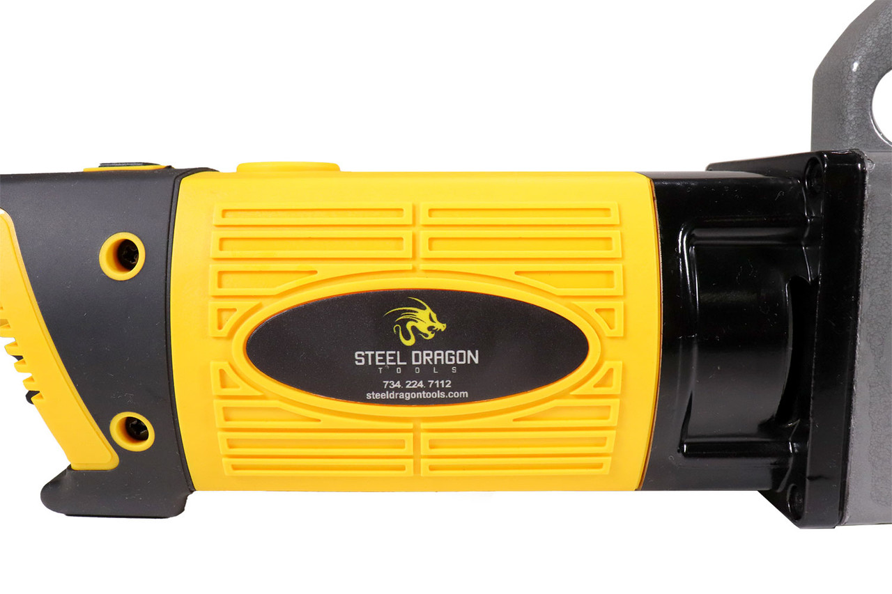 Steel Dragon Tools® 600 PRO MAX 1/2 in. 2 in. Power Pipe Threader