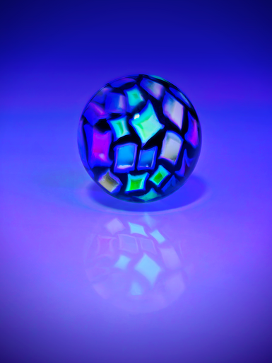Hefe Glass Marble, UV Glow HEFE-MIB-20-UVSQUARES