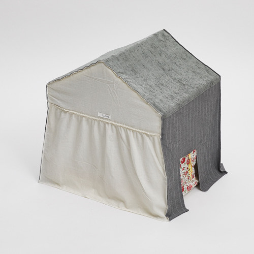 Louisdog Day to Day Peekaboo