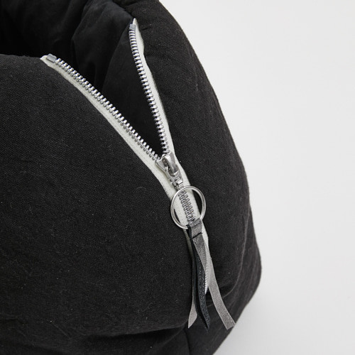 Louisdog Black Beauty Linen Around Bag