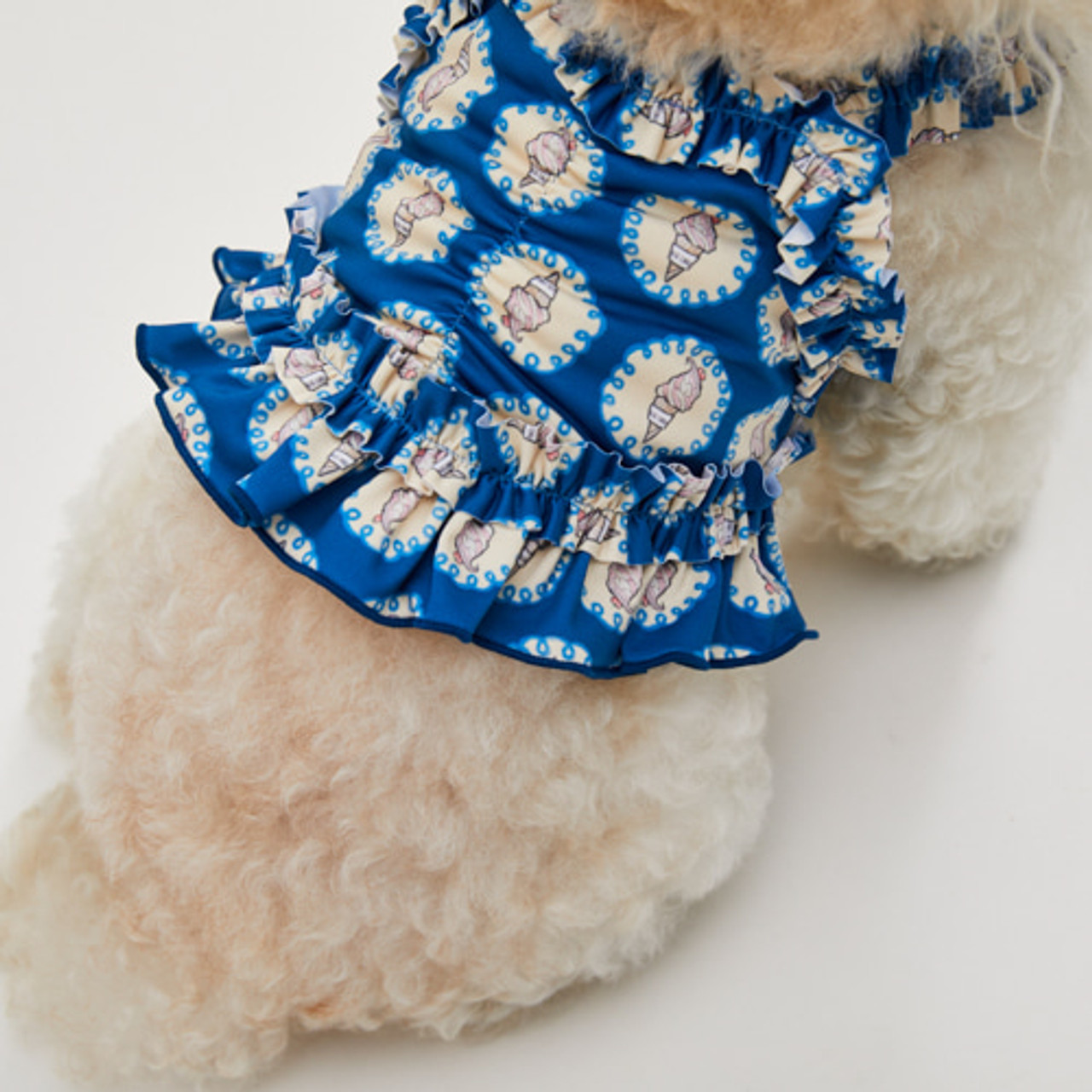 Louisdog Pool Club/Strawberry Top