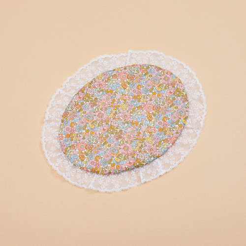 Louisdog Liberty DIning Mat/Betsy Ann Whisper
