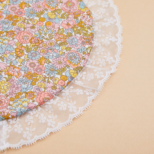 Louisdog Liberty DIning Mat/Betsy Ann Whisper