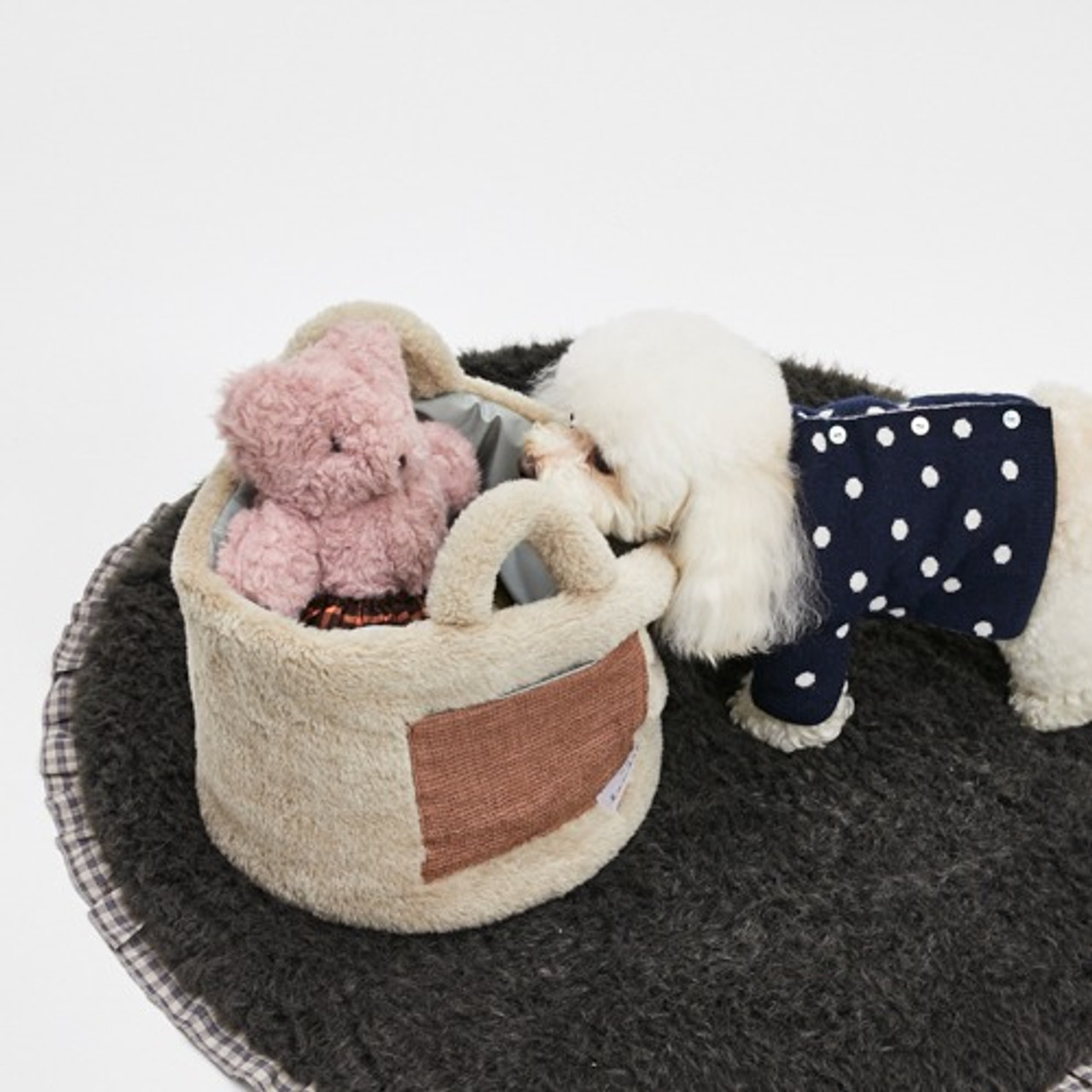 Louisdog Peanut Hug Toy Basket
