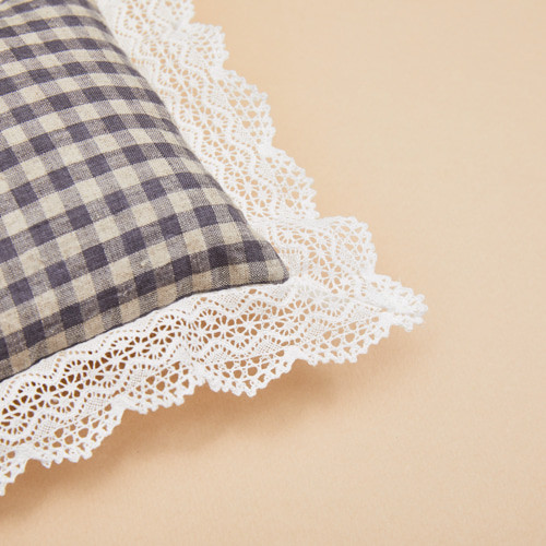 Louisdog Chiffon Pillow