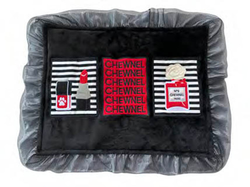 Chewnel Border Red Perfume Dog Mat