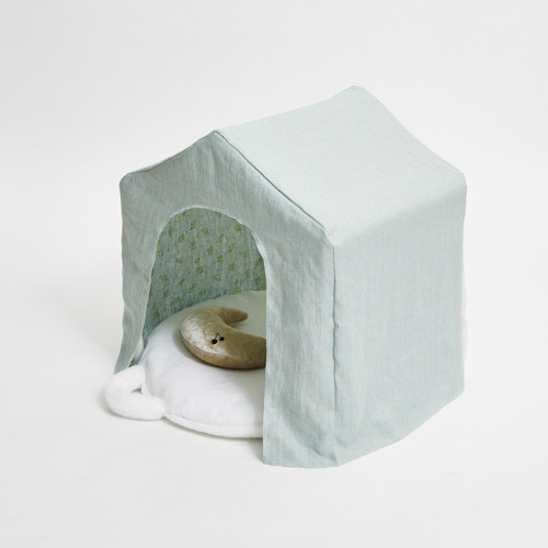 Louisdog Day to Day Peekaboo