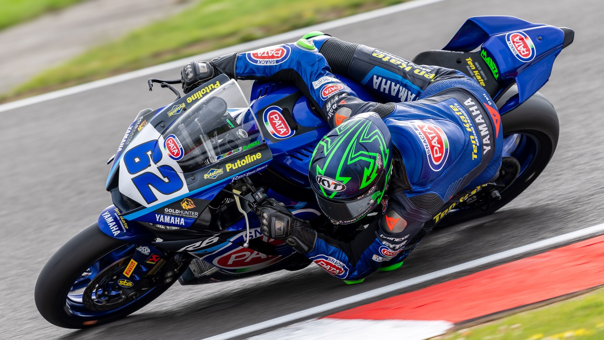 MANZI TAKES HARD-FOUGHT SECOND PLACE AT DONINGTON PARK FOR PATA YAMAHA ...