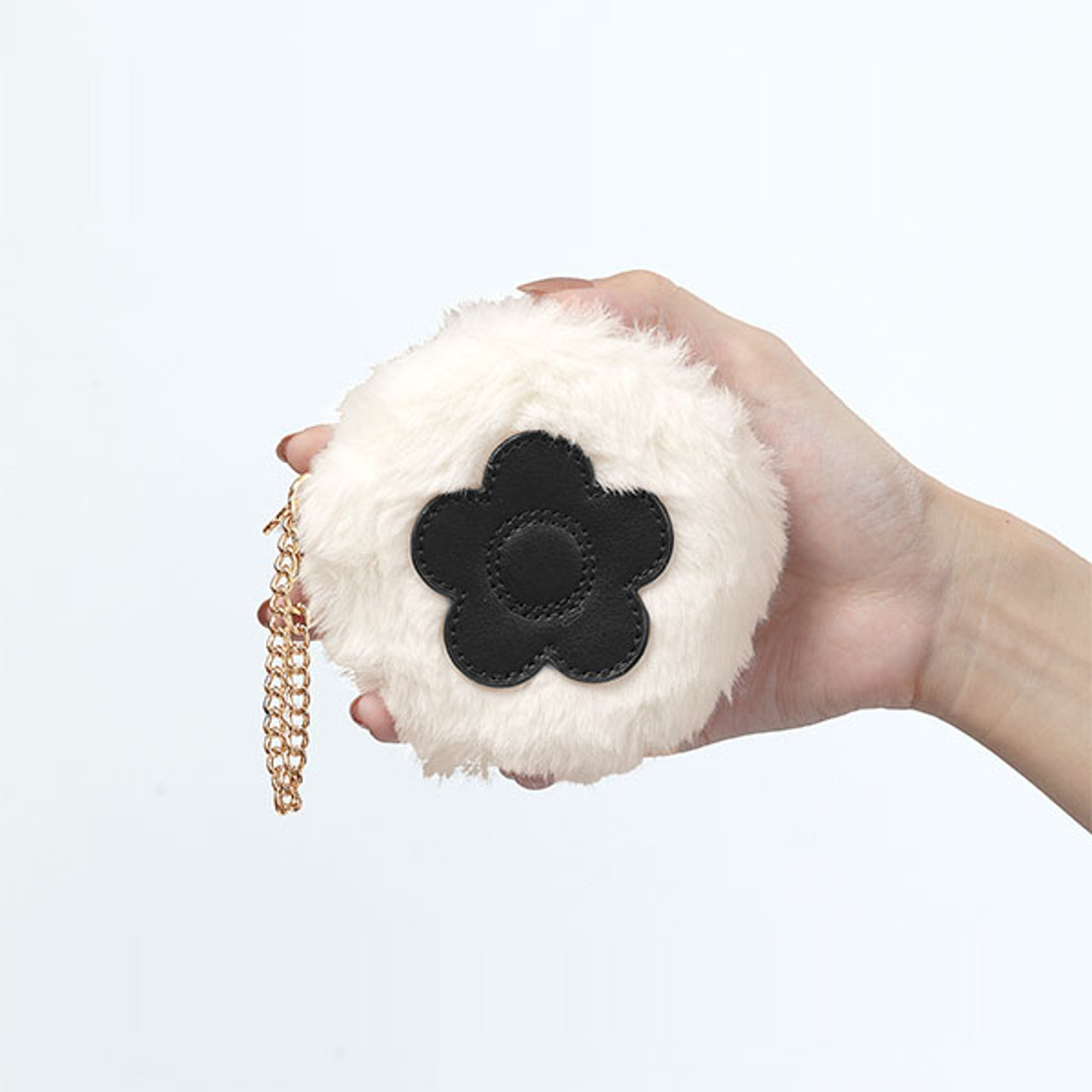 Daisy Patch Simple Fur Mini Pouch