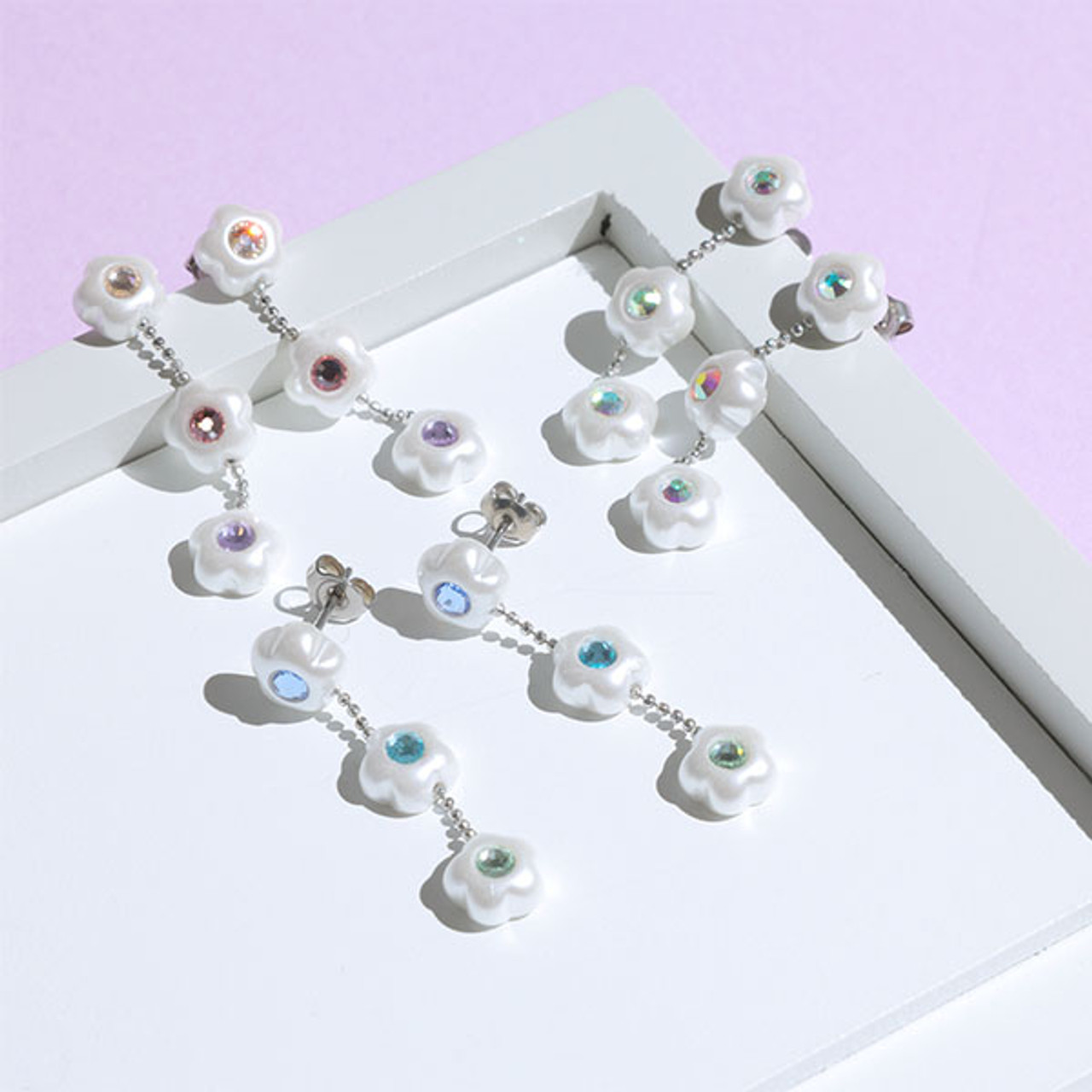 3 Daisy Shaped Pearl Earrings 3 Daisy Shaped Pearl Earrings