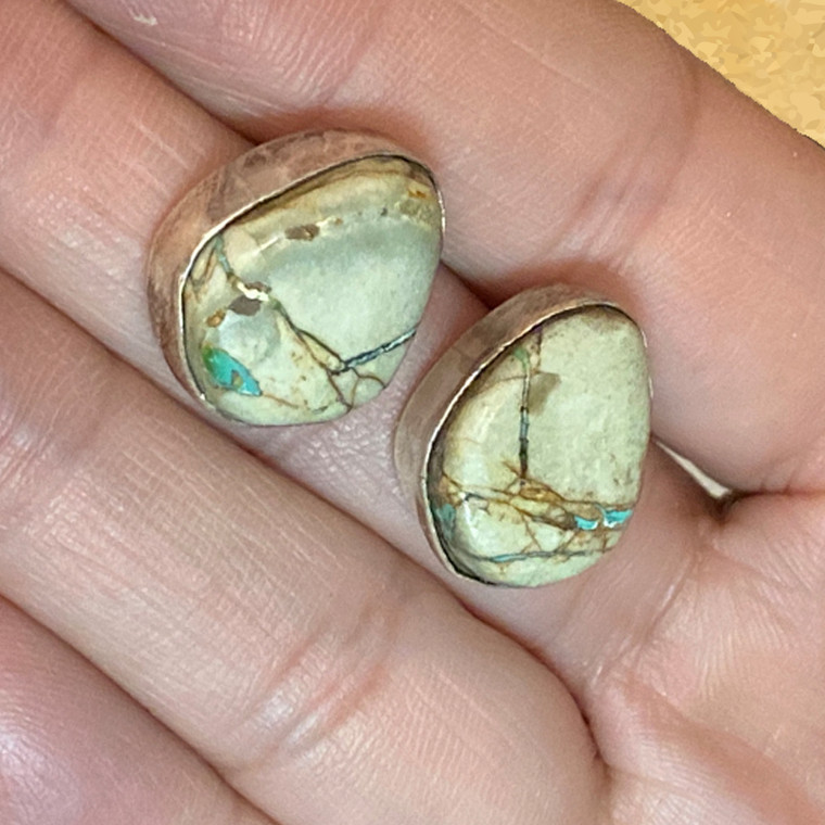Small Boulder turquoise in sterling silver setting