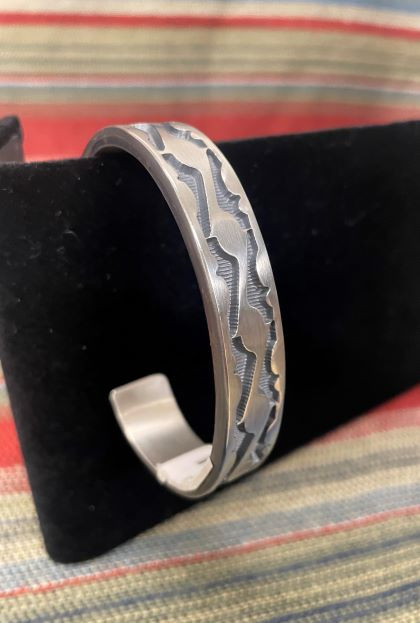 J.Tahe Silver Stamped Waves
