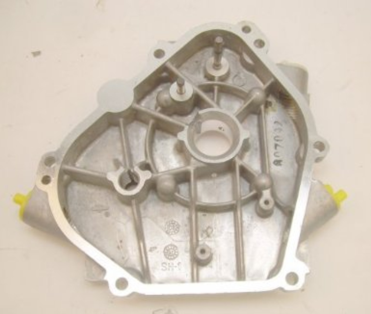 New Briggs And Stratton OEM Cover-Crankcase Part Number 699677