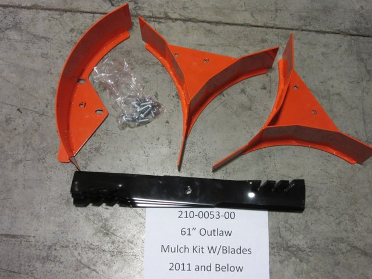 Bad Boy Mower OEM  210-0053-00 61 Outlaw Mulch Kit w/blades