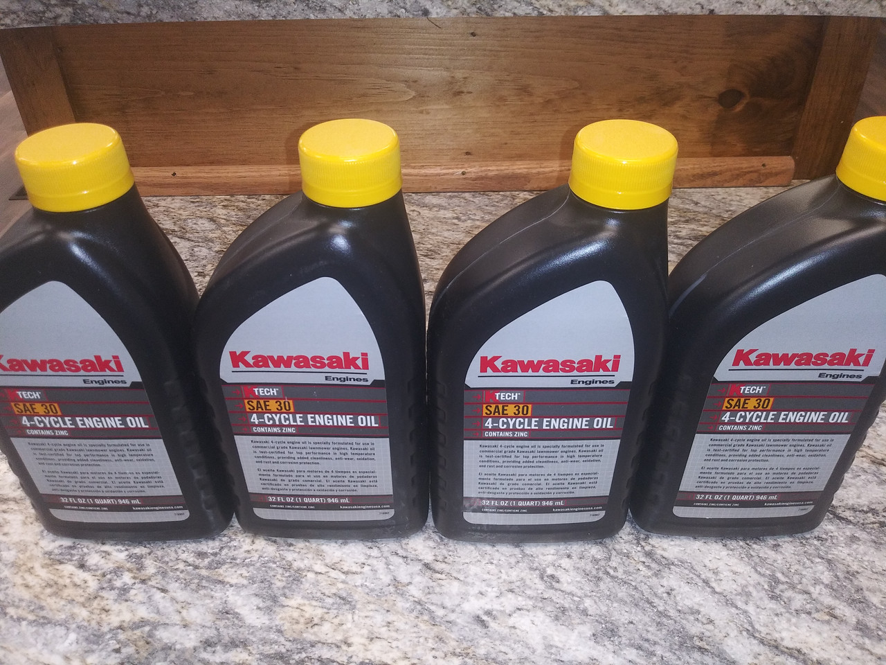 Kawasaki OEM 30HD Motor Oil 4 Quart Special 99969-6281