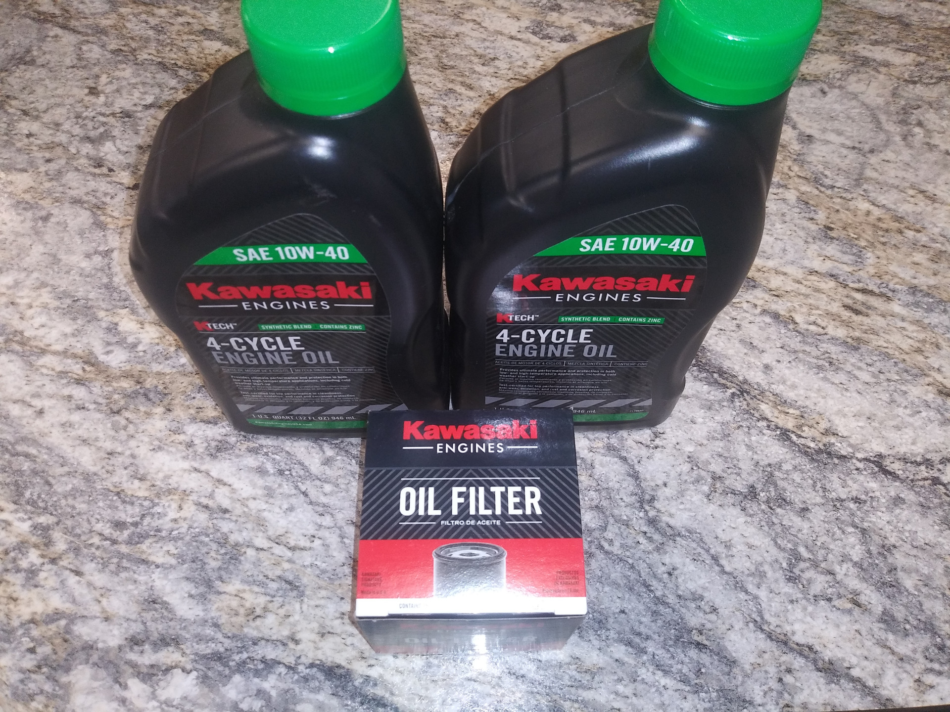 Kawasaki OEM 10W40 Motor Oil 2 Quart with Filter 490650721 FR & FS