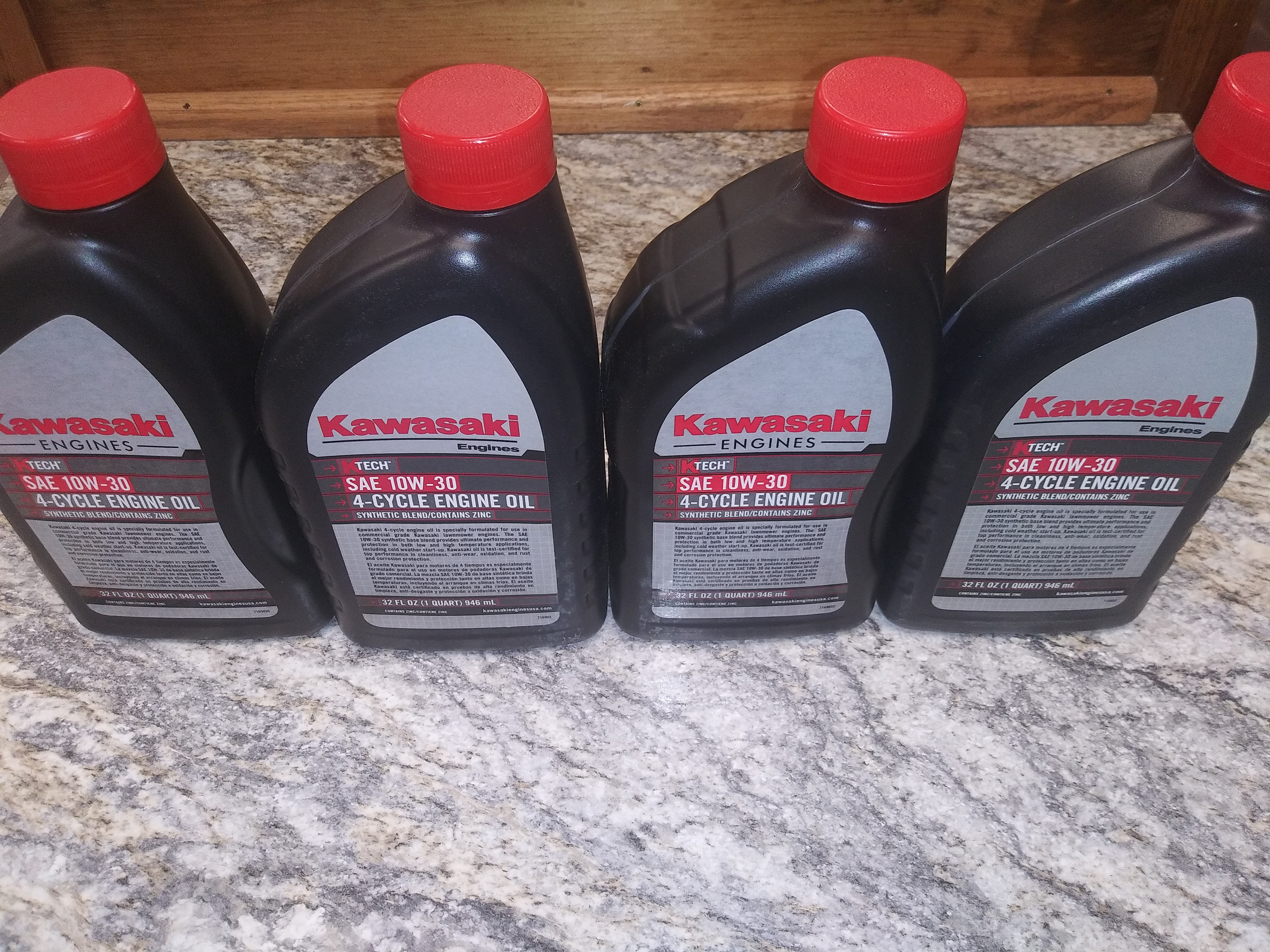 Kawasaki OEM 10W40 Motor Oil 4 Quart Special 999696296 Griggs Lawn