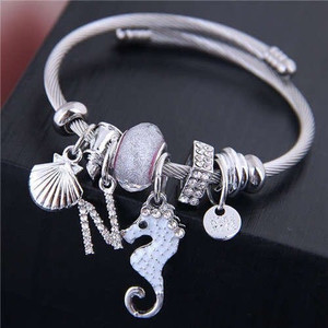 Alloy Seahorse and Seashell Decorated High Fashion Women Bangle - White A392-fabr2353