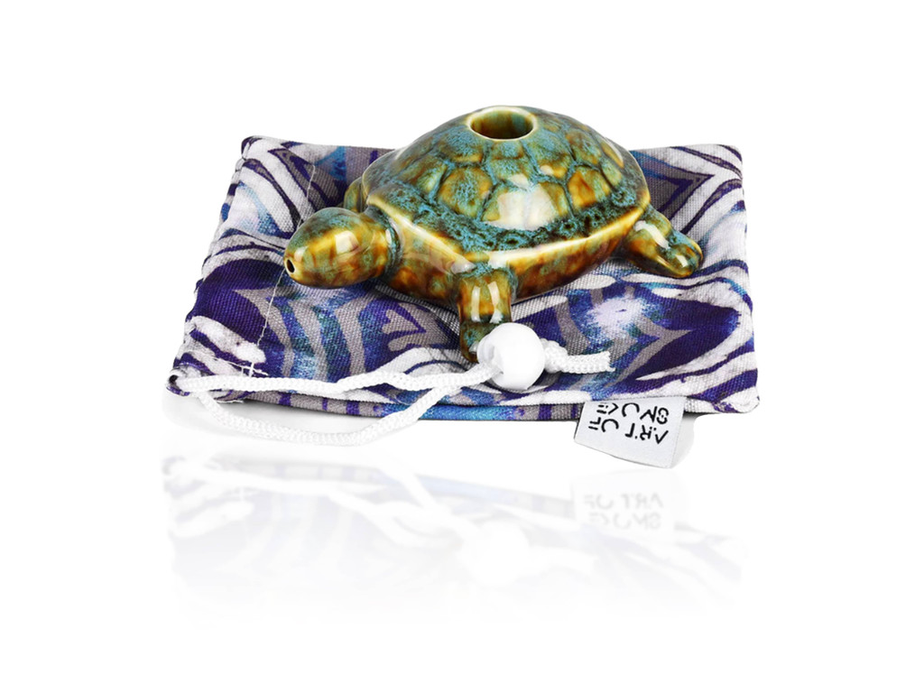 Ceramic Turtle Pipe with Carry Bag by Art Of Smoke