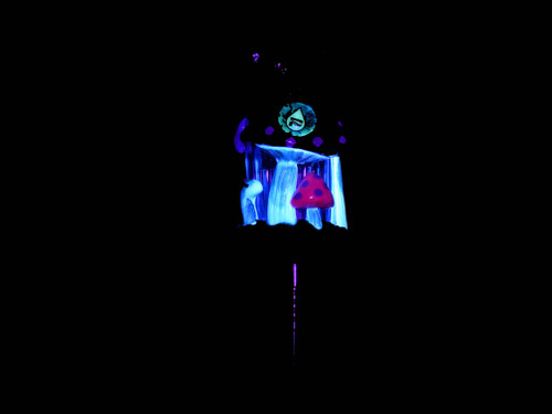 Old School Shroom Vapor Vessel with Titanium Tip by Pulsar glow in the dark