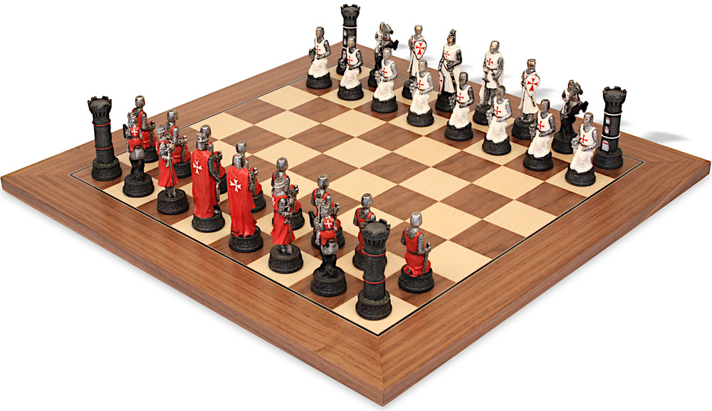 Luxurious chess set – the Trojan War