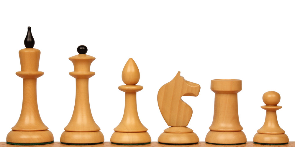 Queen's Gambit Final Game Chess Pieces